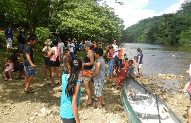 Families at the Macal River