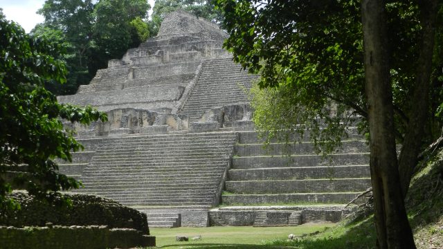 New Belize Maya King: 1,675-Year-Old Tomb Found!